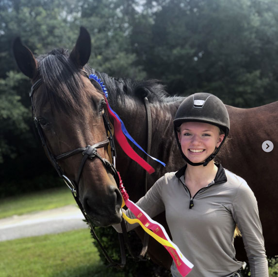 Waters Edge Stables, Professional equestrian facility, hunter/jumper specialty, full-service barn & facilities, horse boarding, riding lessons, horse shows, Grand Champions